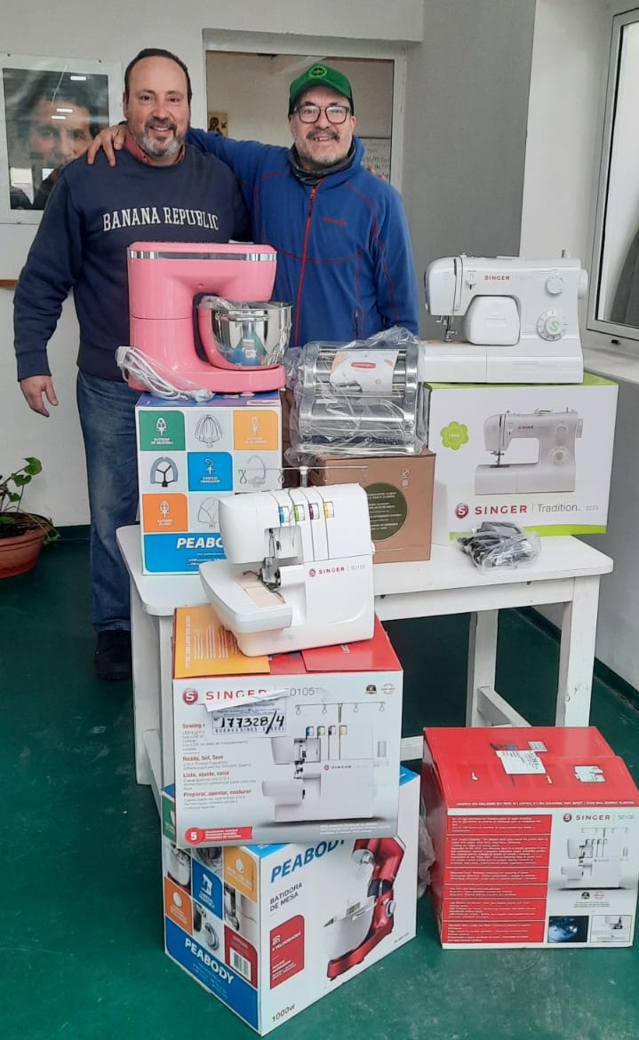 El Gobierno de la Provincia entregó equipamiento a escuela inclusiva de gestión social de&nbsp;Esquel