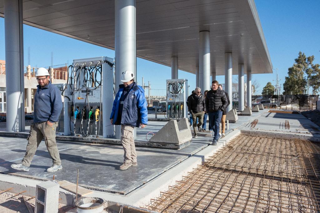 Biss destacó el avance de la obra y la inversión de la nueva estación de servicio YPF en&nbsp;Rawson