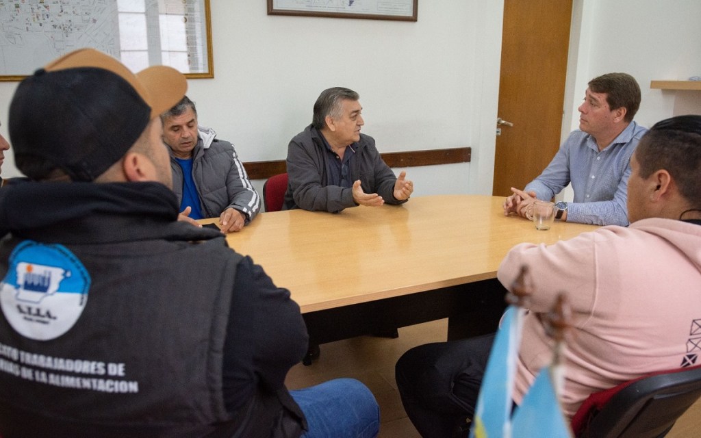 Representantes del STIA presentaron a Biss proyecto para construir&nbsp;guarderías