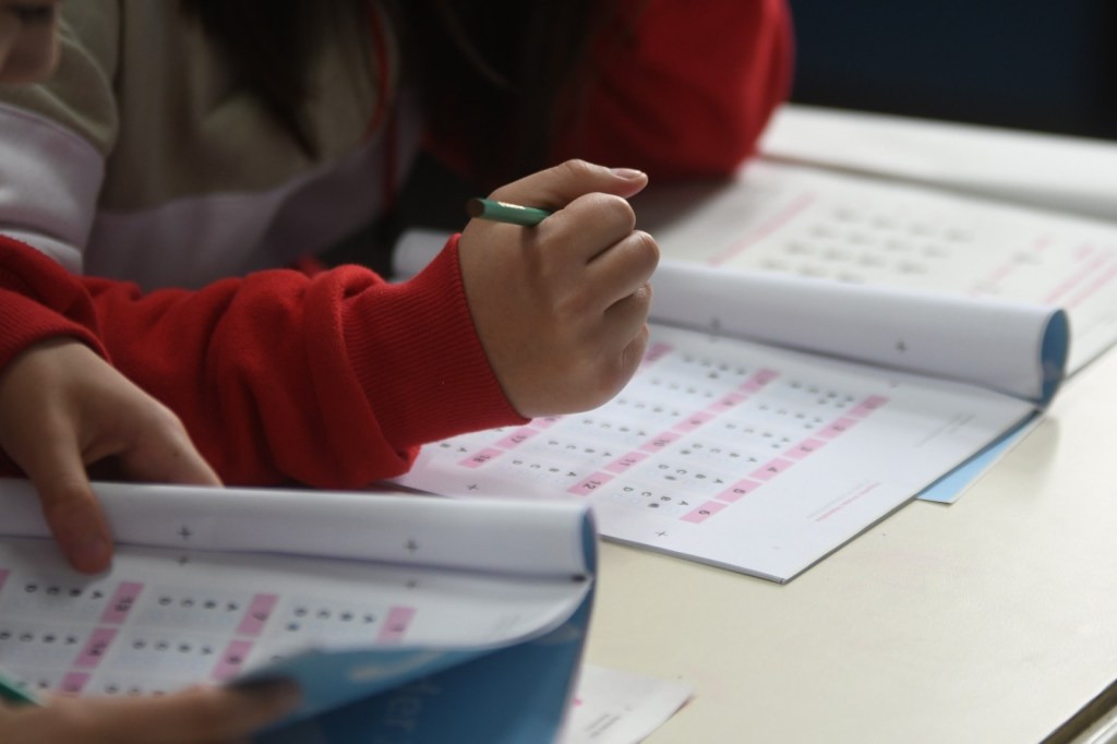 Educación: Más de 10.000 estudiantes realizaron la evaluación Aprender en&nbsp;Chubut