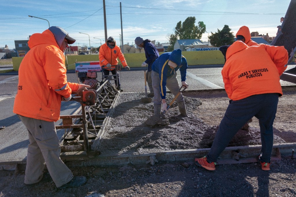 El Municipio de Rawson finalizó con la construcción de dársenas para el transporte público en el barrio 3 de&nbsp;Abril