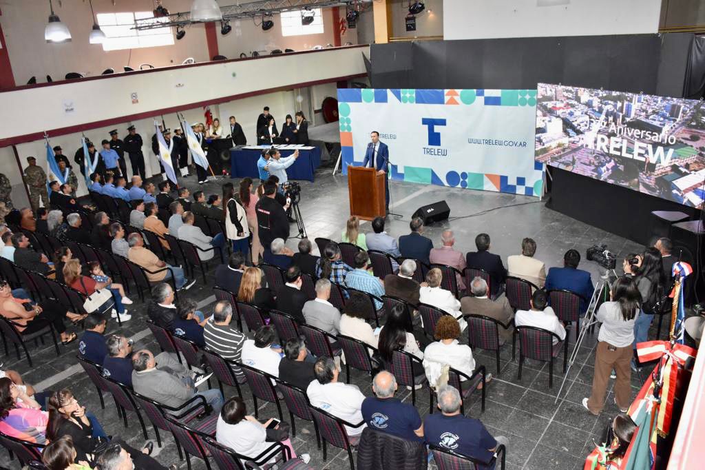 Maderna encabezó el acto por el Aniversario N° 137 de&nbsp;Trelew