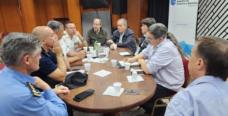VIRCh: La Policía del Chubut define criterios preventivos con la Cámara de&nbsp;Comercio