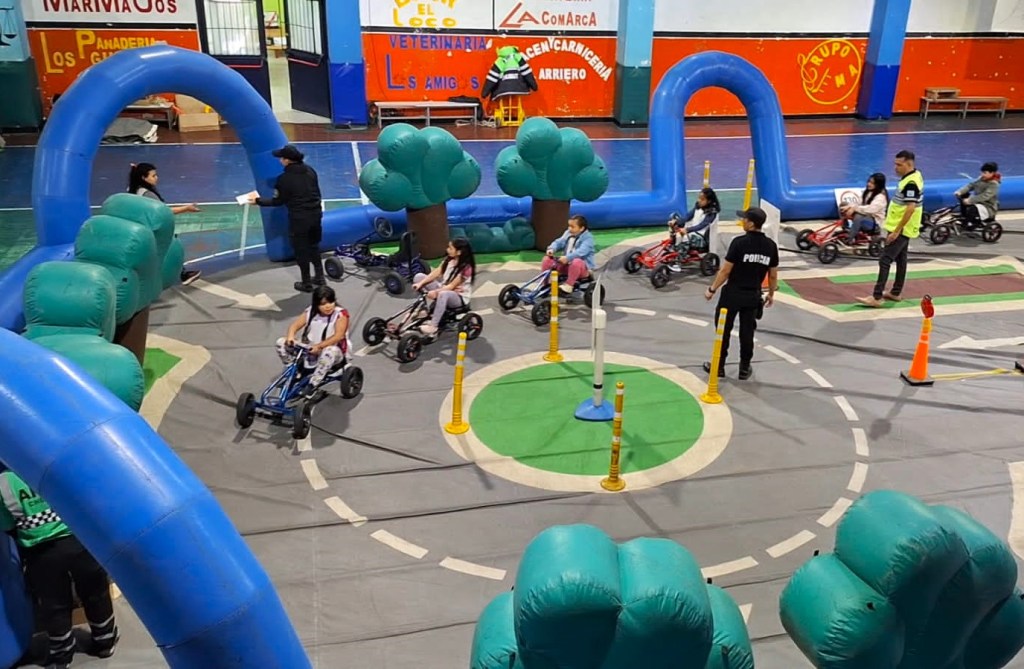 El Gobierno Provincial llevó el ‘Parque Temático Vial Itinerante’ a Río Pico y a Dr. Atilio&nbsp;Viglione