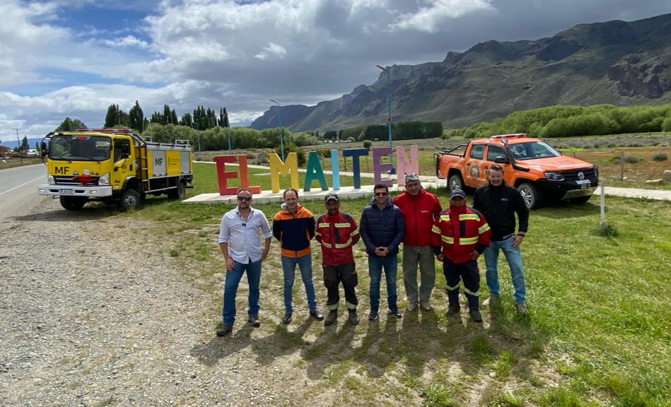 El Gobierno del Chubut sumó una nueva autobomba y una camioneta para combatir incendios&nbsp;forestales