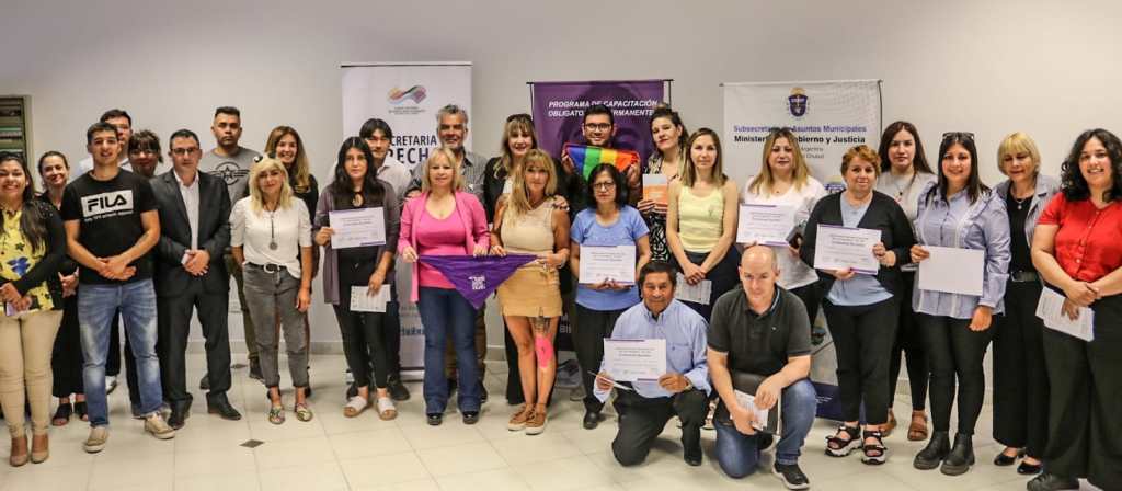Ley Micaela: Provincia entregó certificados de capacitación a referentes de comunas&nbsp;rurales