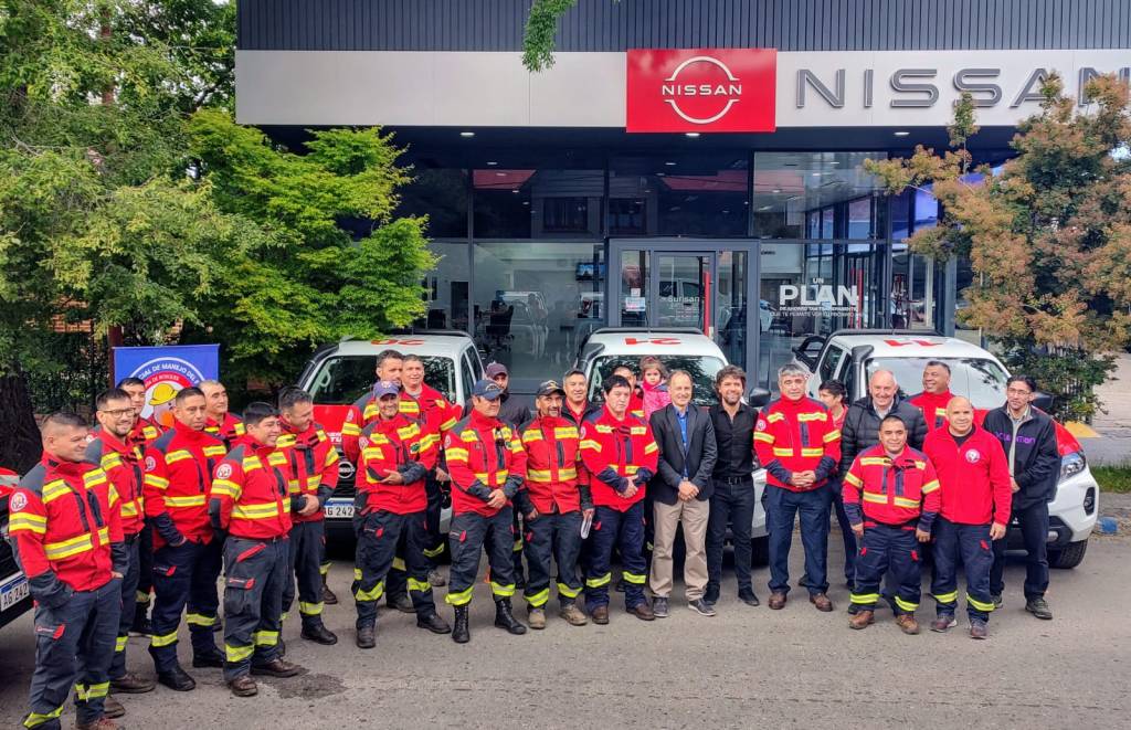 Cordillera: El Gobierno del Chubut incorporó 11 nuevas camionetas para fortalecer a las brigadas que combaten incendios&nbsp;forestales