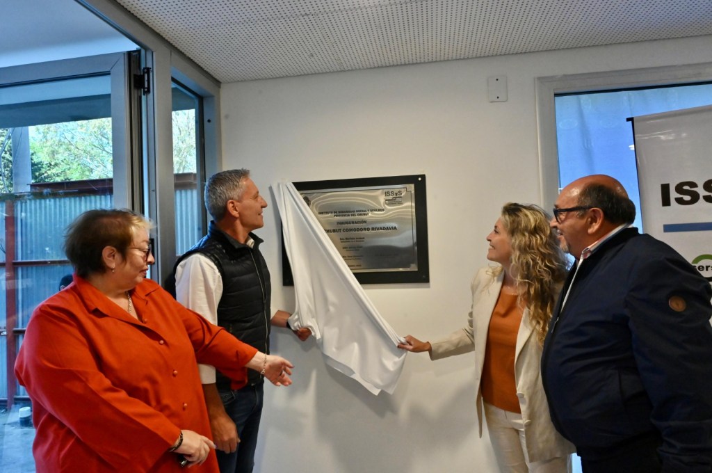 Arcioni inauguró la construcción y remodelación de la nueva sede de la Delegación del ISSyS de Comodoro&nbsp;Rivadavia