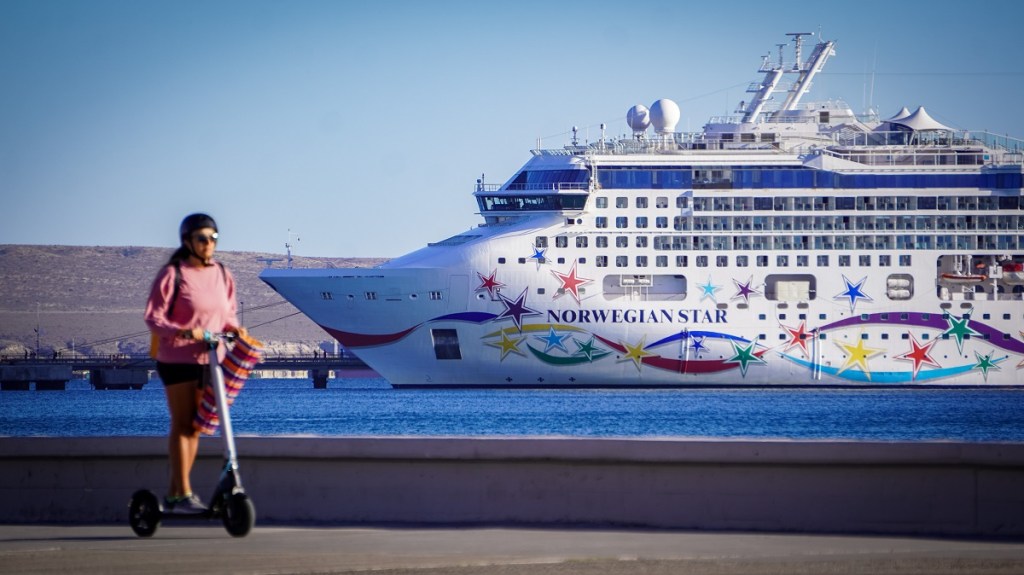 Temporada de cruceros: El Norwegian Star llegó por segunda vez a Puerto&nbsp;Madryn