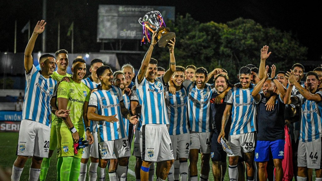 Atlético Tucumán le ganó por el mínimo marcador a Cerro Largo por la Serie del Río de La&nbsp;Plata