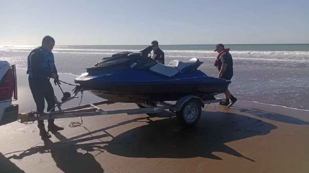 Suman botes y más personal en la búsqueda de joven en&nbsp;Claromecó