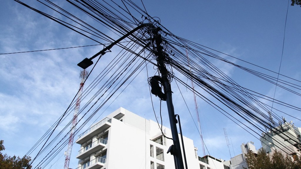 Intentaba hacer una conexión ilegal y murió&nbsp;electrocutado