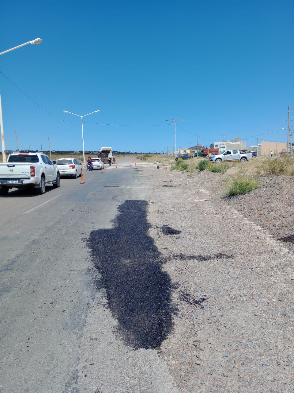 Vialidad Provincial comenzó con trabajos de bacheo en el ingreso al barrio Solanas en Puerto&nbsp;Madryn