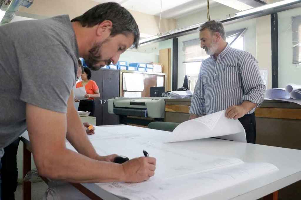 El Municipio firmó documentación requerida por Vialidad Nacional para retomar la pavimentación de Oris de&nbsp;Roa