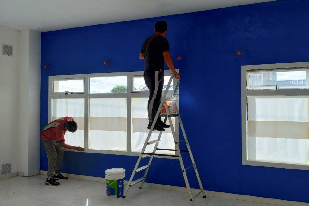 La Municipalidad realiza trabajos de reparación en distintas instituciones de&nbsp;Rawson