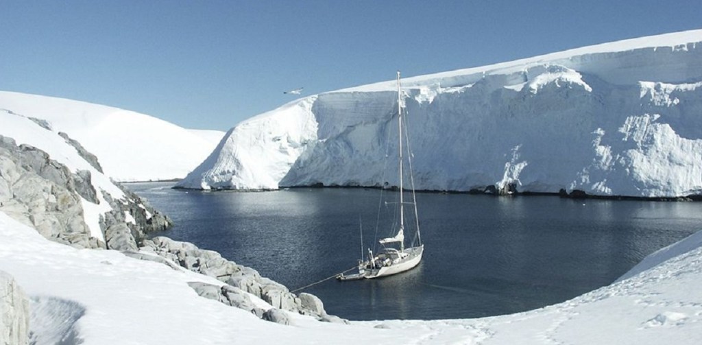 Prefectura rescató a los tripulantes de un velero en aguas del Canal Beagle en Tierra del&nbsp;Fuego
