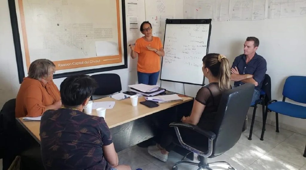 La ADER realizó el primer taller personalizado del año a emprendedores de la&nbsp;ciudad