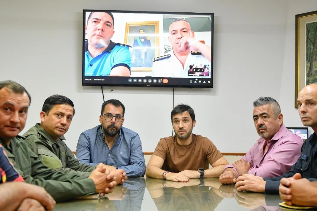 El Gobierno del Chubut recompensará con 5 millones de pesos a quienes aporten datos sobre los incendios registrados en la&nbsp;Cordillera