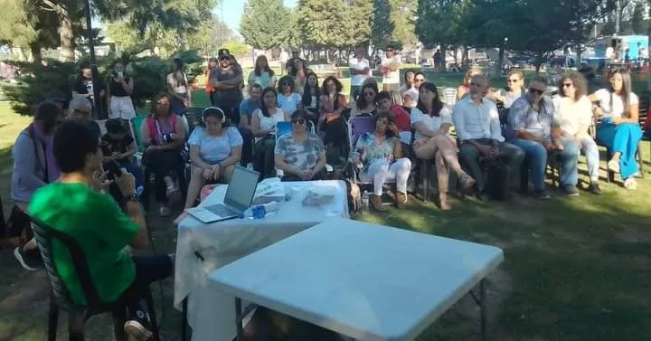 Por el Día del Asperger, hubo una concurrida actividad de concientización en la Laguna&nbsp;Chiquichano