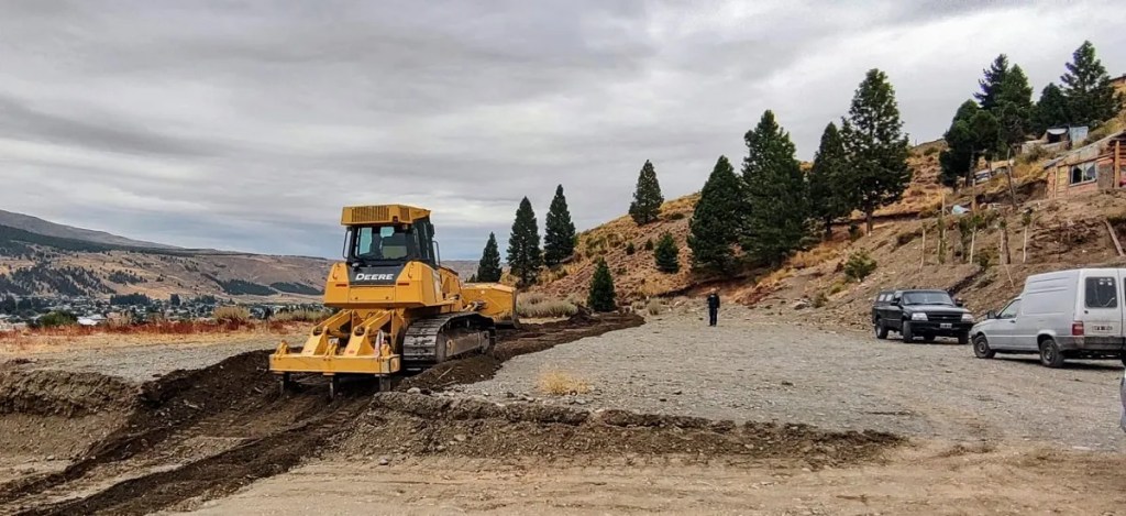 Provincia comenzó con los trabajos para construir 50 nuevas viviendas en&nbsp;Esquel