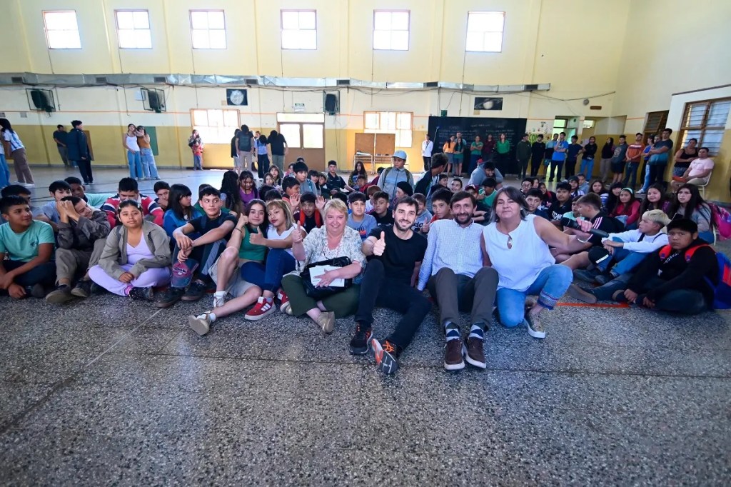 Después de más de diez años, Torres garantizó el normal inicio de clases en&nbsp;Chubut