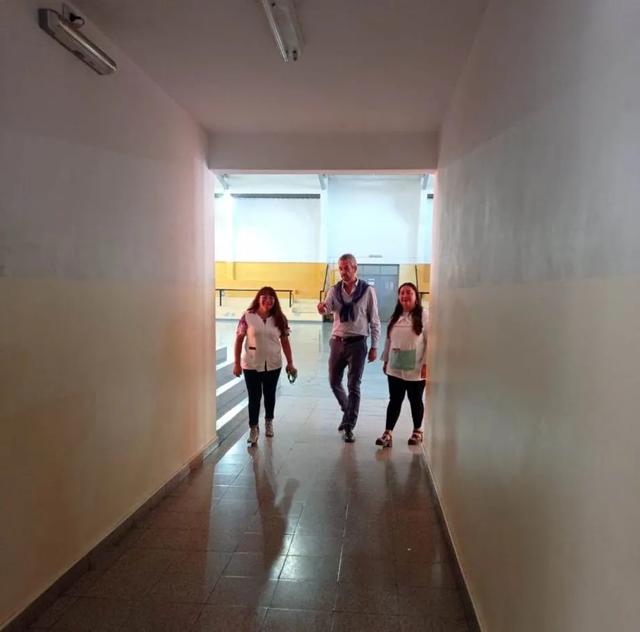 Provincia y el municipio de Esquel ejecutam obras de gas en la Escuela&nbsp;N°112