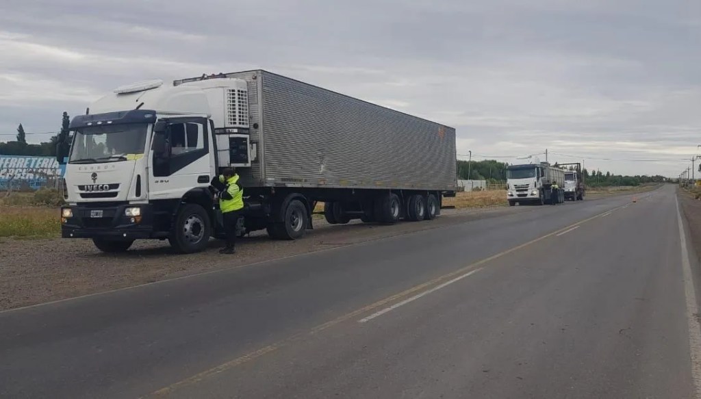 Rawson continúa con los controles a transportes alimenticios en los ingresos a la&nbsp;ciudad