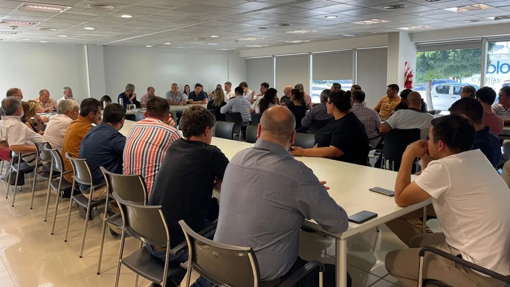 El Gobierno Provincial se reunió con intendentes y jefes comunales para analizar obras y&nbsp;proyectos