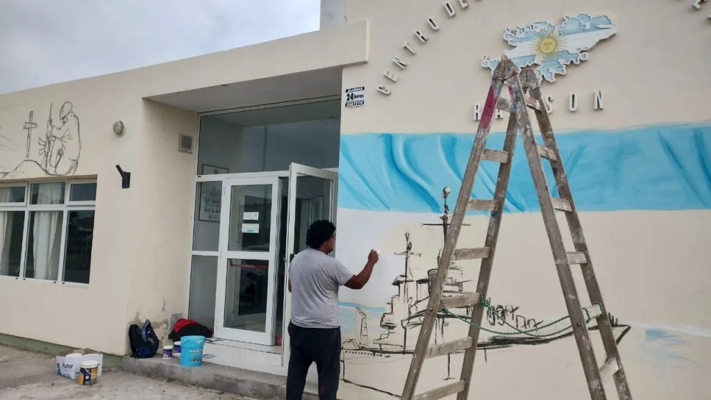 Se está realizando en Rawson mural conmemorativo por el 2 de&nbsp;abril