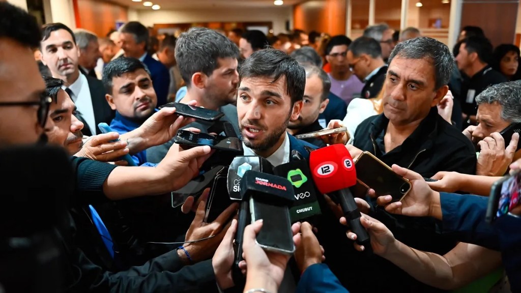 Torres: “Vamos a terminar la doble trocha que une Trelew y Madryn con fondos de la&nbsp;Provincia”