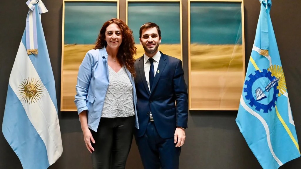 Claudia Loyola se suma a “Despierta Chubut”, el espacio político liderado por&nbsp;Torres