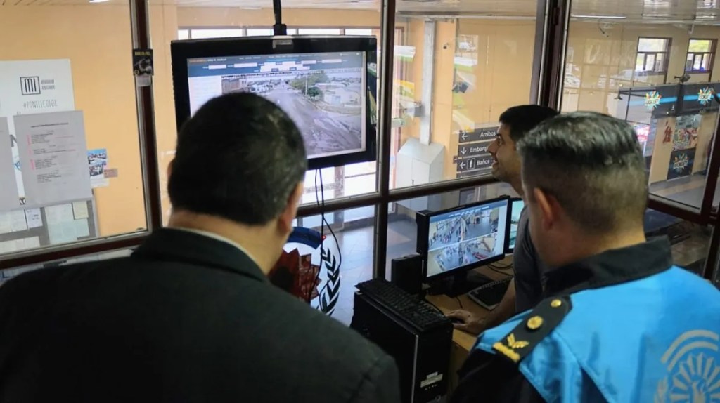 Provincia fortalece la seguridad profesionalizando a videovigiladores
