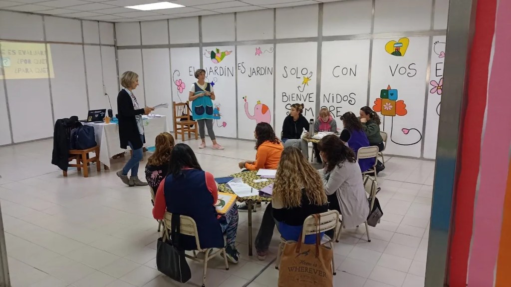 Comenzó ciclo de capacitación para docentes del Jardín Municipal&nbsp;2415