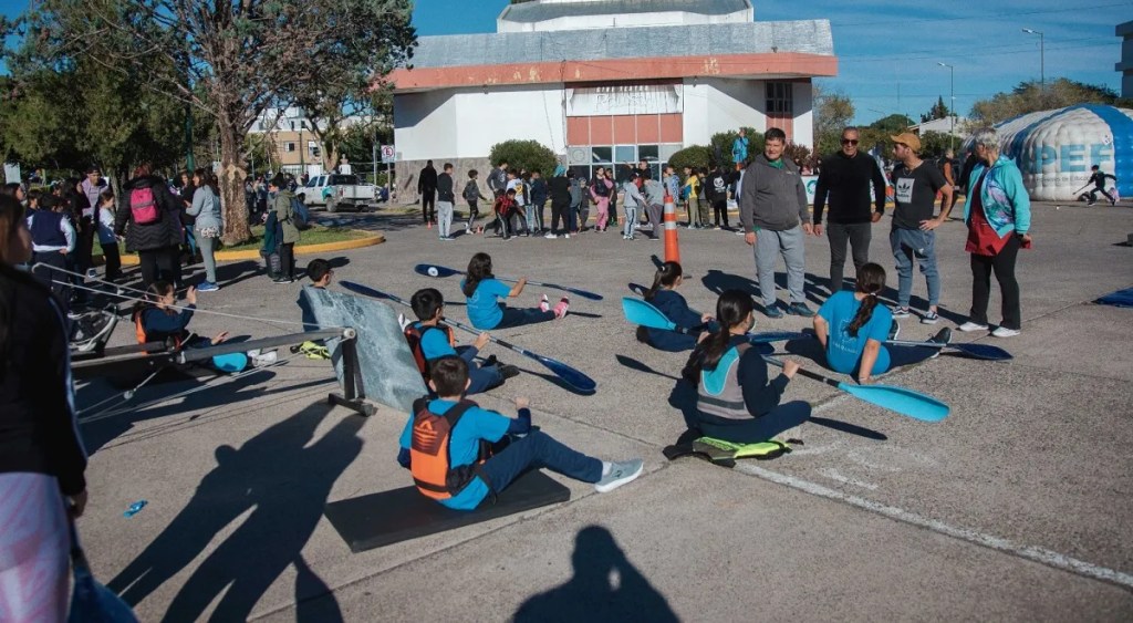 Con la participación de más de 400 estudiantes, Rawson celebró el Día Internacional de la Actividad&nbsp;Física