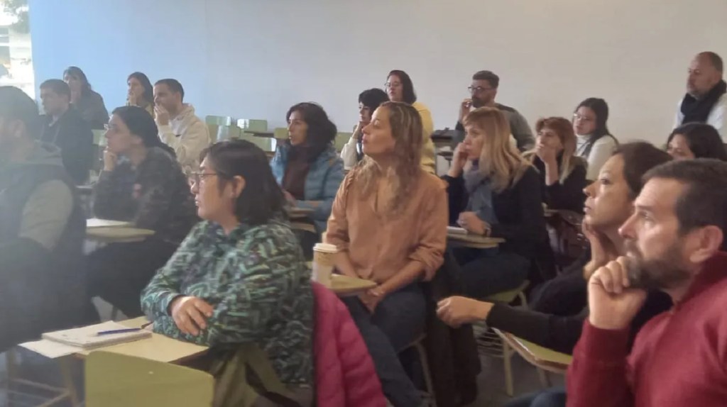 Con una importante asistencia, inició curso de educación&nbsp;financiera