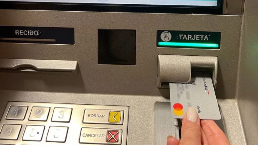 Chubut, Ignacio Torres, Ministerio de Economía, Andrés Meiszner, jubilados, empleados públicos, Día del Empleado Bancario, pago de haberes, noviembre, cronograma de pagos, administración pública, erogación salarial, compromiso financiero, atención bancaria, estabilidad económica, recursos provinciales