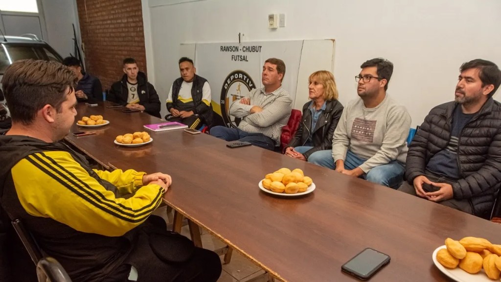 El intendente Biss visitó al Deportivo Gregorio&nbsp;Mayo