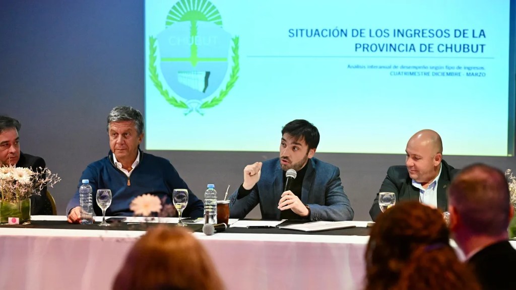 Torres: “Desactivamos la bomba financiera, pero hay que seguir siendo austeros y&nbsp;eficientes”