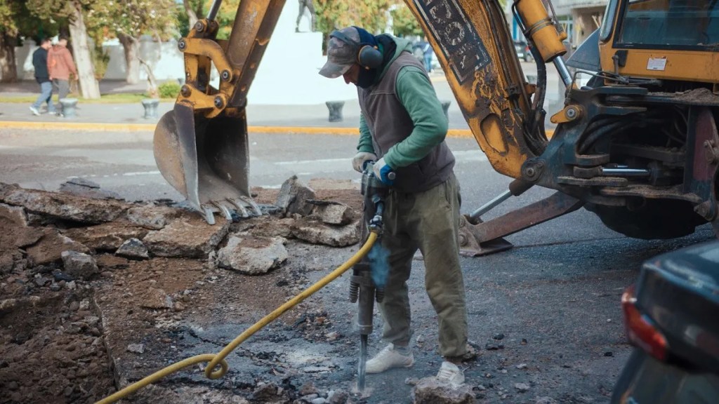 La Municipalidad avanza con el plan integral de refacción de calles en&nbsp;Rawson