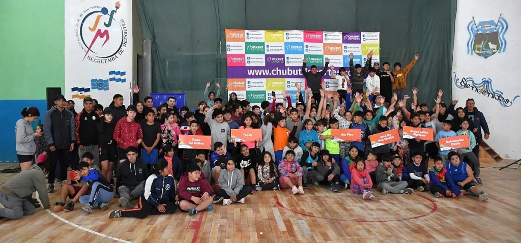 Más de 350 deportistas participaron de los Juegos Comunales en José de San Martín y Gobernador&nbsp;Costa