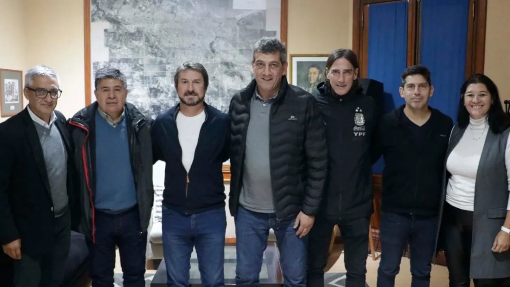 Merino recibió a Sergio Pezzotta y a Javier&nbsp;Treuque