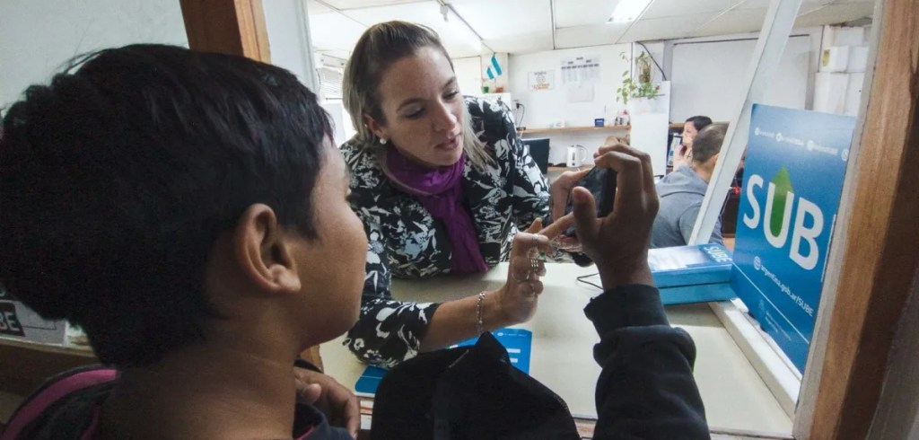 Rawson: estudiantes del Complejo de Escuelas Especiales N° 509 visitaron la Coordinación de Modernización&nbsp;Municipal