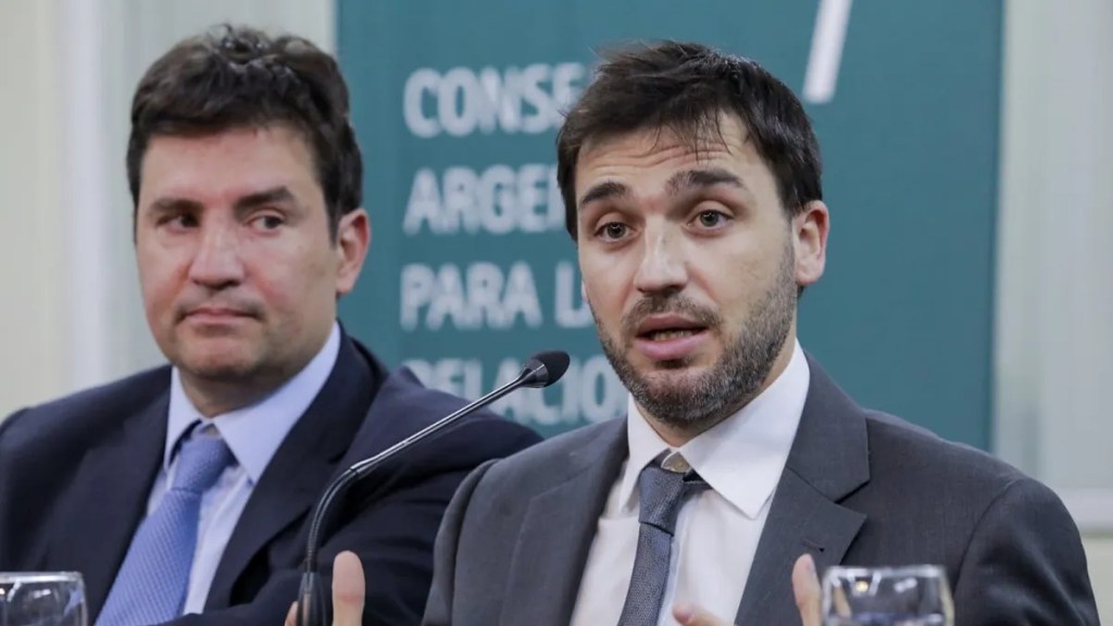 Torres: “Si queremos sacar el país adelante, la educación pública tiene que ser&nbsp;prioridad”