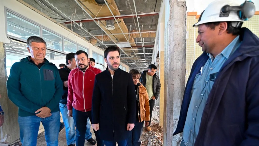 Torres y Menna recorrieron el inicio de obra del “Biología Marina” en Comodoro&nbsp;Rivadavia