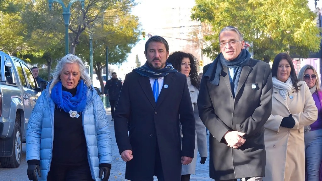 MIRÁ LAS FOTOS del acto por el 25 de mayo en&nbsp;Trelew