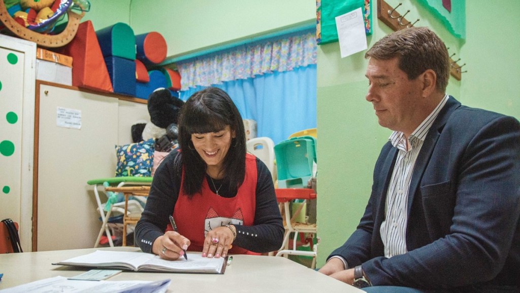 Biss participó de la designación de la nueva directora del Jardín Municipal N°&nbsp;2411