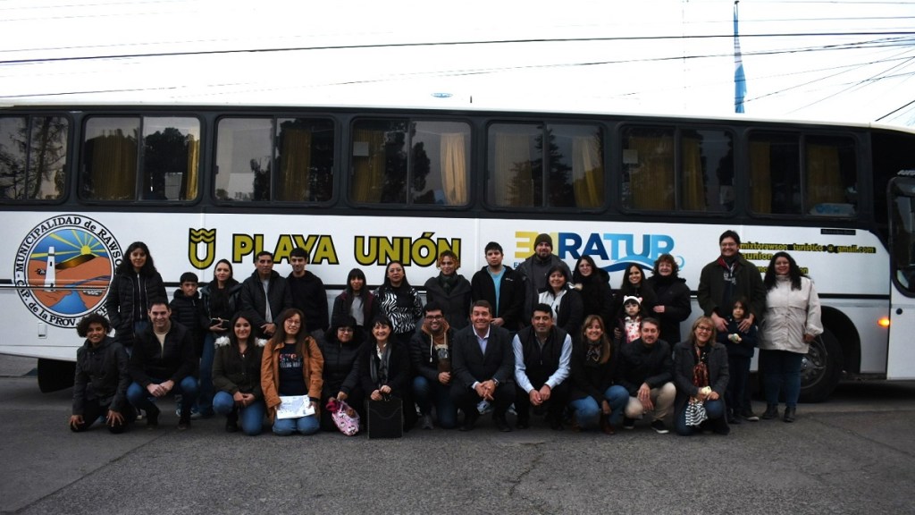 Con gran expectativa, se presentó el colectivo de excursiones en la&nbsp;Capital