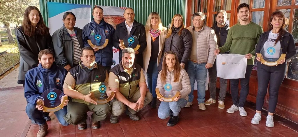 El Gobierno del Chubut entregó distinciones de directrices de calidad turística en Sarmiento y Rada&nbsp;Tilly