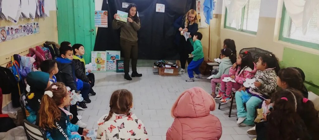 El Municipio de Rawson realizó una charla sobre tenencia responsable de caninos y felinos en el Jardín de Infantes del San&nbsp;Ramón