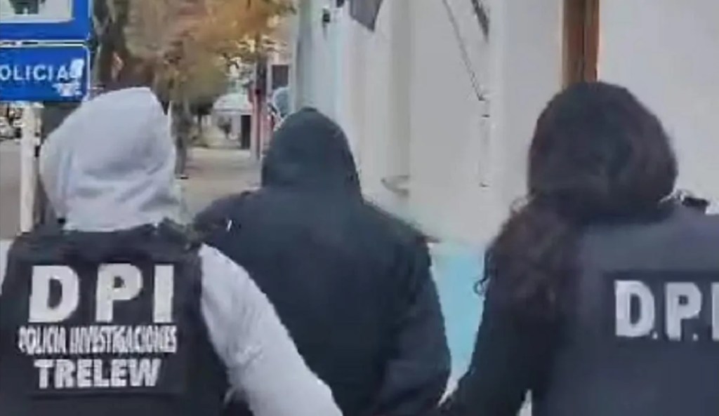 La Policía del Chubut detuvo a un sujeto que tenía pedido de captura vigente por un violento robo en&nbsp;Trelew